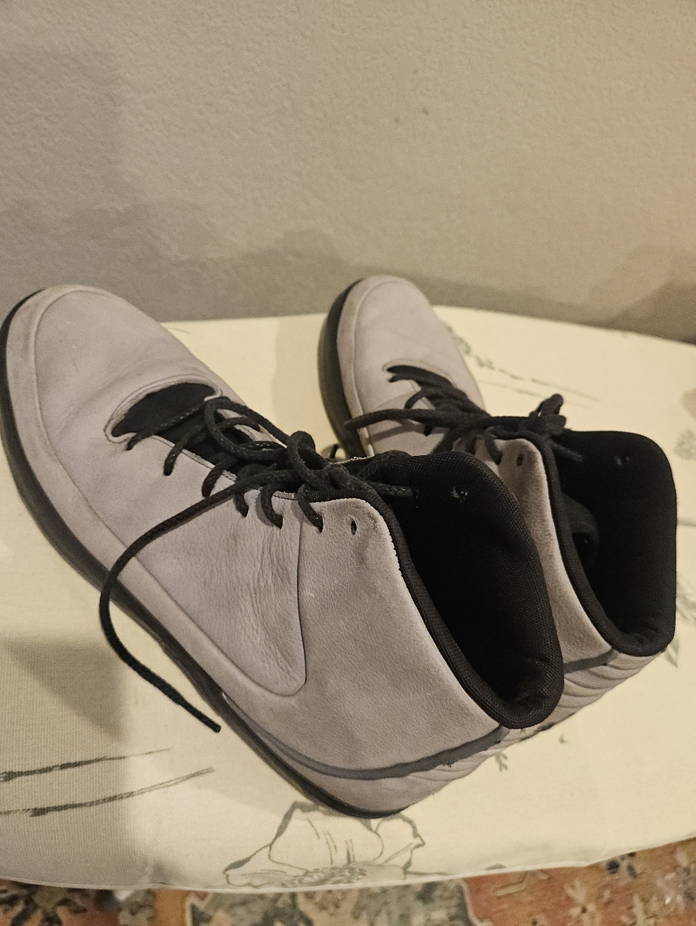 Air Jordan Mens Size 10.5 Grown V.9 Cool Grey / Black Sneakers Shoes High Tops.